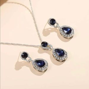 BRAND NEW Necklace with Earrings